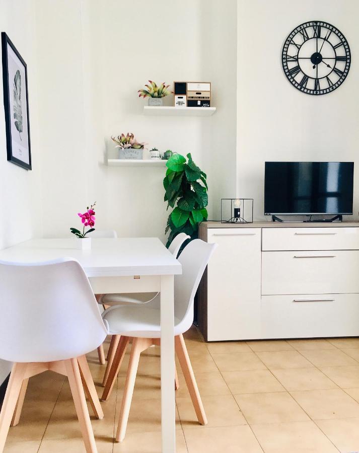 Maiden-Art Apartment Arona Ngoại thất bức ảnh